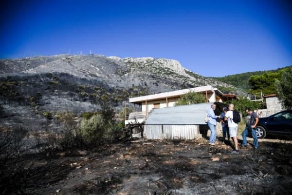 Μαρτυρία για φωτιά στον Υμηττό: Μας φώναζαν βγείτε έξω, βγείτε έξω γρήγορα