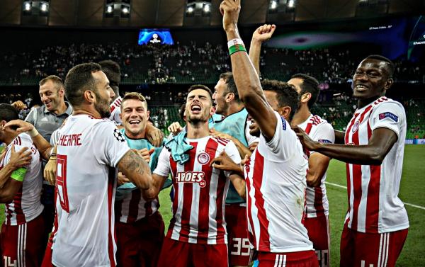 Η αποστολή του Ολυμπιακού με τη Λάρισα