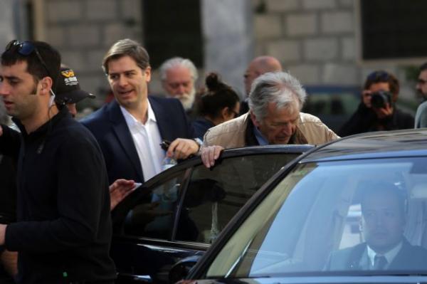 Στις «Νύχτες Πρεμιέρας» η πρώτη προβολή του «Ενήλικοι στην αίθουσα» του Κώστα Γαβρά