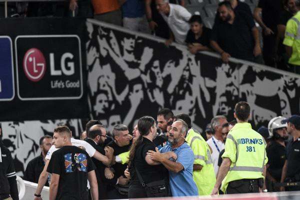 Original: Ντροπή σας, δεν κάνετε για την ΑΕΚ