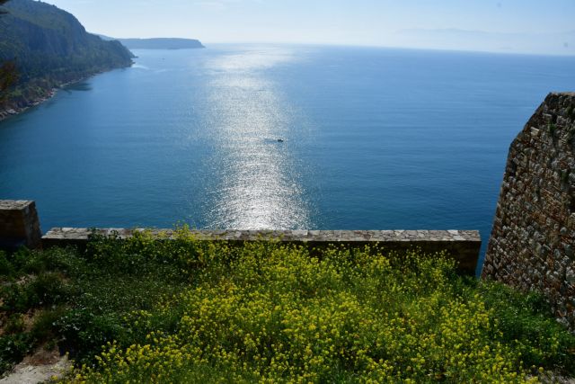 Άνοδος της θερμοκρασίας και τοπικές βροχές