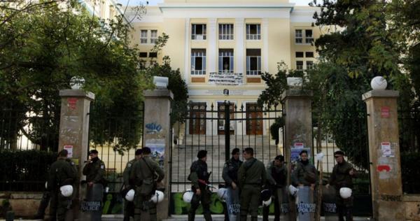 Άσυλο: Το σχέδιο της Αστυνομίας για να μπαίνει στα Πανεπιστήμια