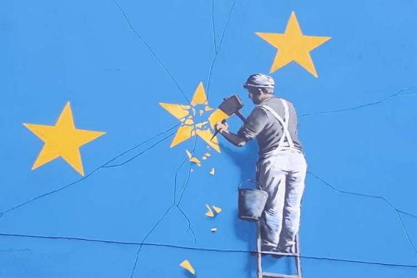 «Εξαφανίστηκε» διάσημο έργο του Banksy για το Brexit [Εικόνα]
