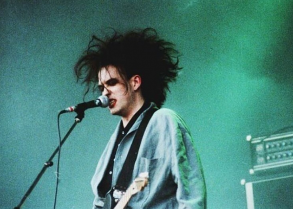 Το τραγούδι που οι Cure έγραψαν και βιντεοσκόπησαν μεθυσμένοι