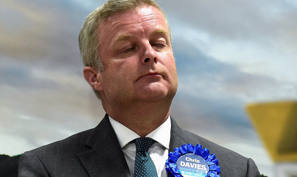 Βρετανία: Πρώτη ήττα και πρόσθετα προβλήματα για τον Μπόρις Τζόνσον