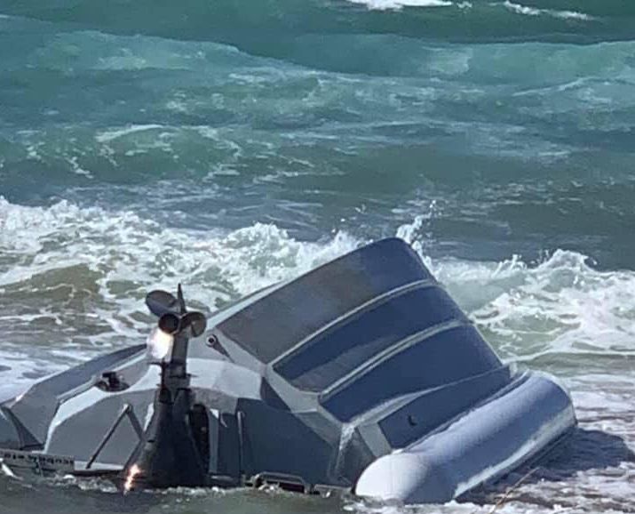 Ούτε ένα ευχαριστώ στο διασώστη που τους έσωσε απο πνιγμό