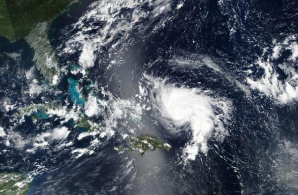 Σε κυκλώνα κατηγορίας 3 ενισχύθηκε ο Ντόριαν – Πλησιάζει τις Μπαχάμες