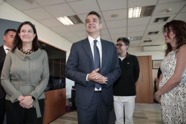 Editorial: Time for a fundamental educational system reform