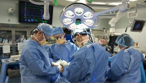 Οι σοβαρές χειρουργικές επεμβάσεις μπορεί να έχουν μικρές επιπτώσεις στη λειτουργία του εγκεφάλου