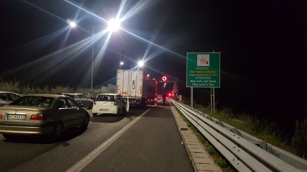 Εγκλωβισμένοι οδηγοί στα τούνελ του Πλαταμώνα λόγω μπλακ άουτ