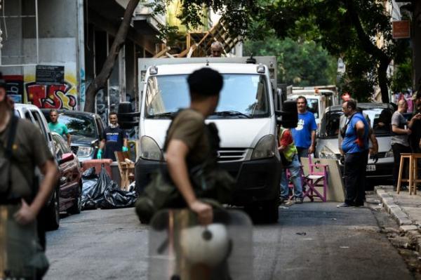Σε ξενοδοχείο και με ψυχολογική υποστήριξη οι 134 μετανάστες των Εξαρχείων