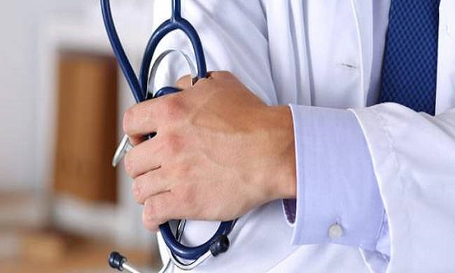 ΠΟΕΔΗΝ: Χωρίς αναισθησιολόγο το νοσοκομείο Βέροιας - «Μπαλάκι» οι γιατροί