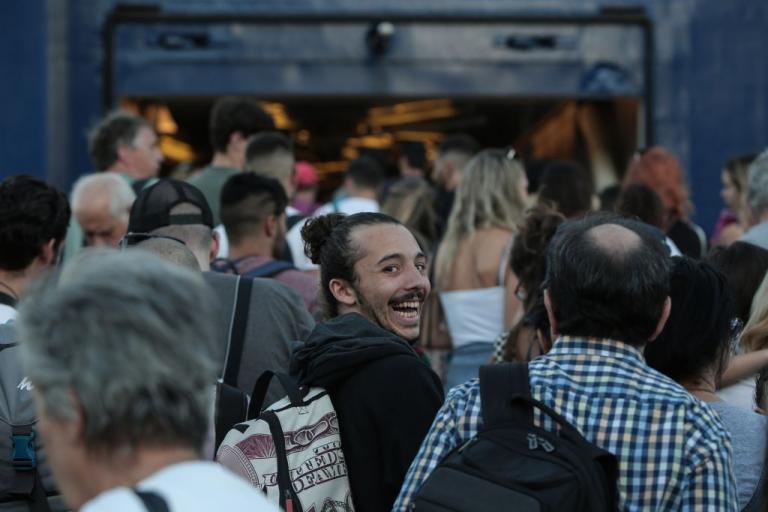 Έχασε το πλοίο για… 1 δευτερόλεπτο