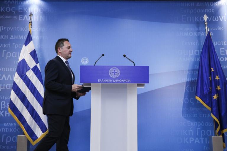 Πέτσας για κατάργηση αιτιολόγησης απόλυσης: Βγάζουμε τον κόφτη στις προσλήψεις