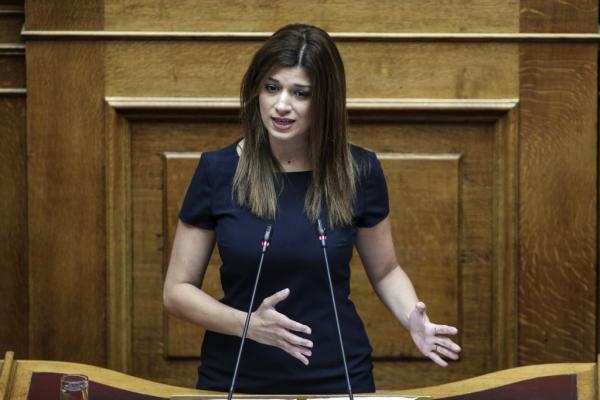 Νοτοπούλου: Το μόνο «επείγον» στον Τουρισμό είναι ο ορισμός αμοιβής της κ. Γκερέκου