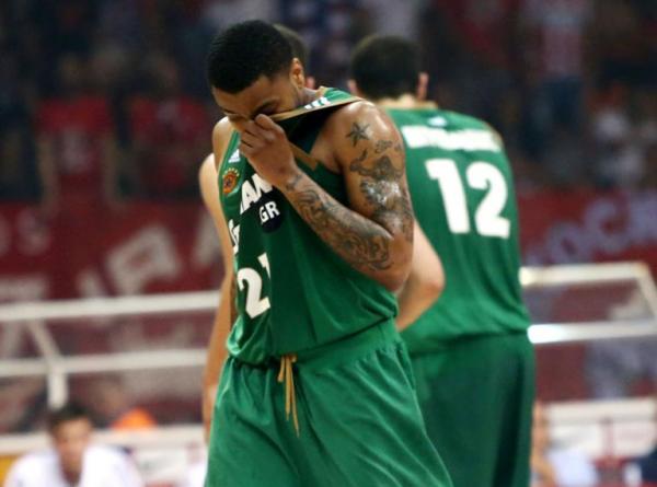 Πληρώνει βαριά την… εγκυμοσύνη του ο πρώην παίκτης του Παναθηναϊκού