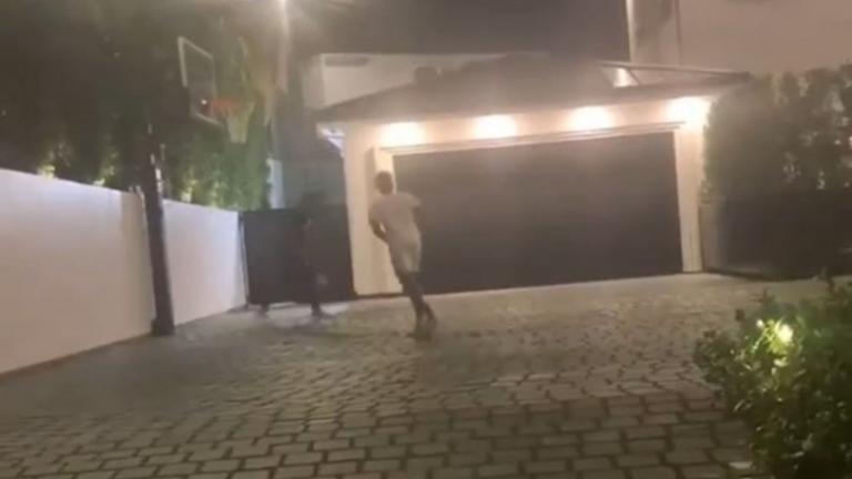 Οι γιοι του ΛεΜπρόν έπαιζαν μπάσκετ τα… ξημερώματα!