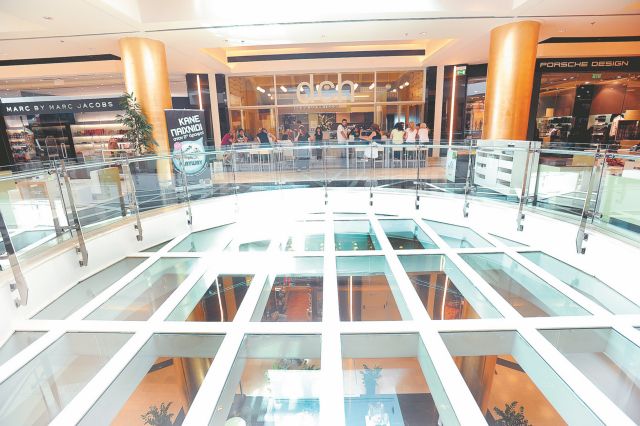 Editorial Ta Nea: Zealots