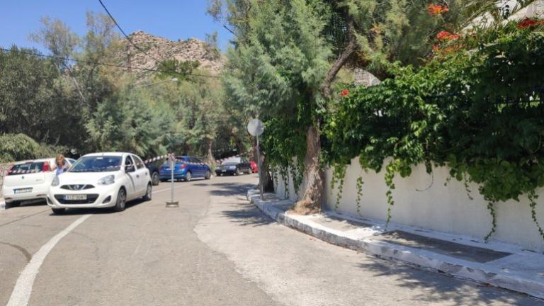 Μαύρα Βόλια : Εκλεισαν τη διάσημη παραλία λόγω… γάμου (εικόνες)