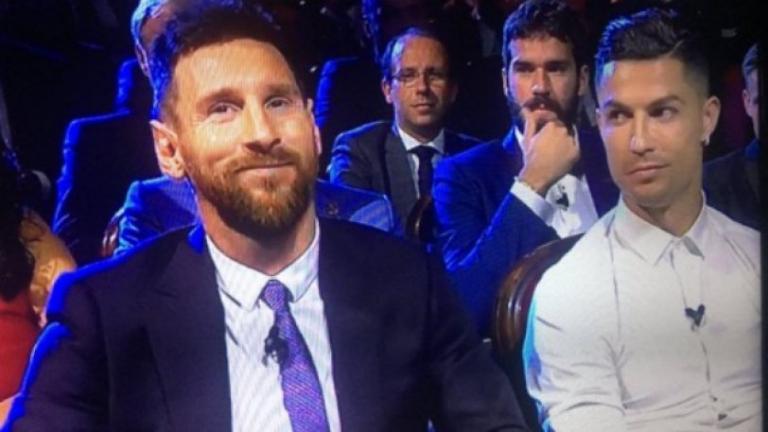 Στράβωσε ο Κριστιάνο με το βραβείο του Μέσι