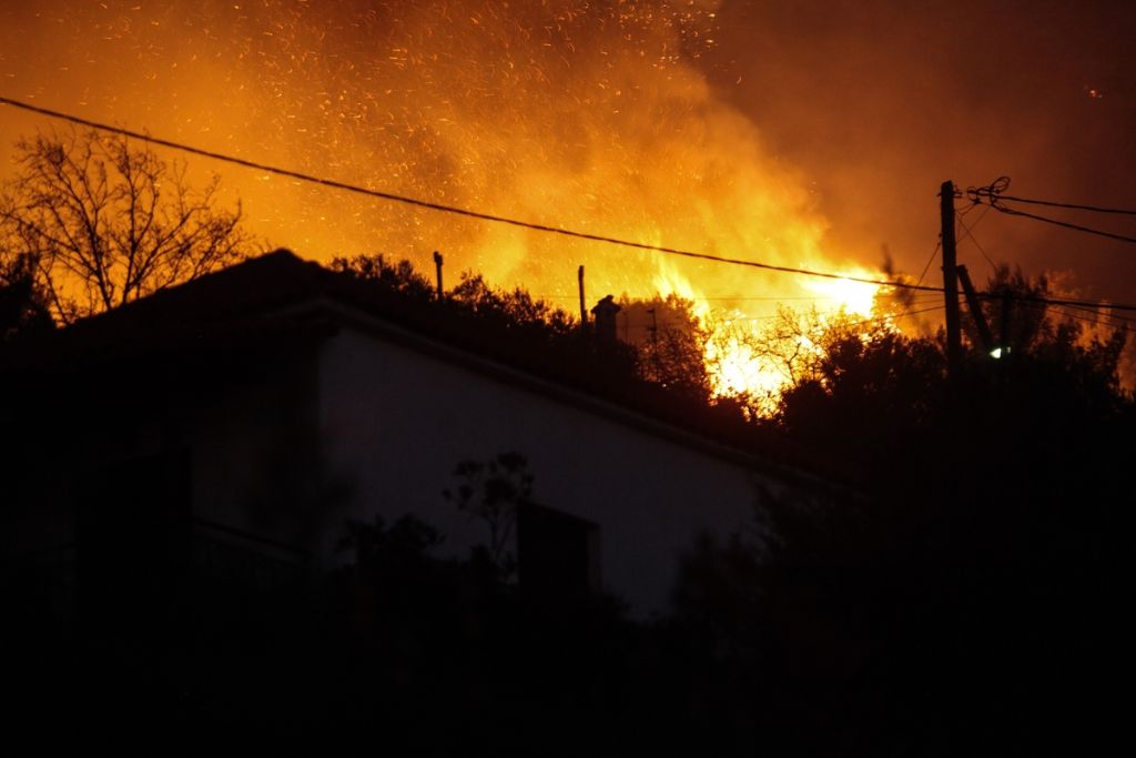 Φωτιά στον Υμηττό: Το σχέδιο της Πυροσβεστικής που απέτρεψε τα χειρότερα