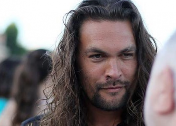Ο Τζέισον Μομόα «φρενάρει» το σίκουελ του Aquaman