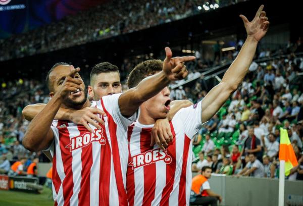 Οι πανηγυρισμοί των παικτών του Ολυμπιακού στο Κράσνονταρ