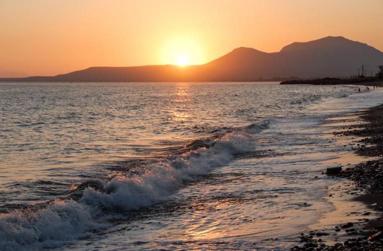 Πολιτικά πρότυπα και πολιτισμικά υποδείγματα