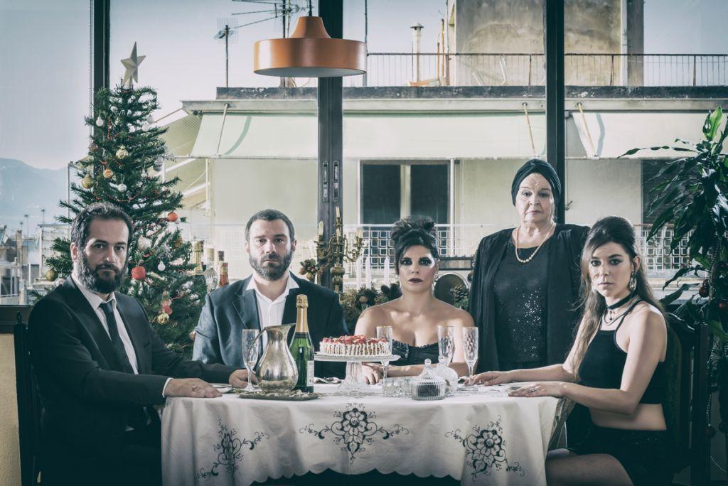 «Ο πατέρας» του Μπισμπίκη στο Θέατρο Αποθήκη