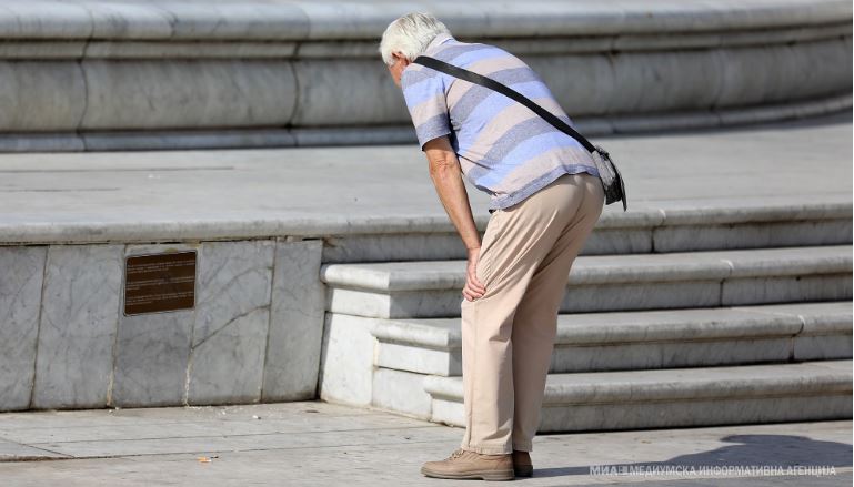 Σκόπια: Με βανδαλισμούς υποδέχτηκαν τις νέες πινακίδες στα αγάλματα του Μ. Αλεξάνδρου