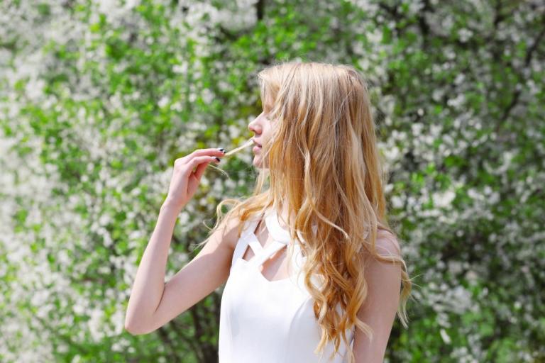 DIY: Πέντε μάσκες για λαμπερά μαλλιά και το καλοκαίρι