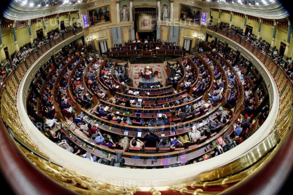 Ισπανία: Ενίσχυση του δικομματισμού – αύξηση της αποχής σε περίπτωση νέων εκλογών