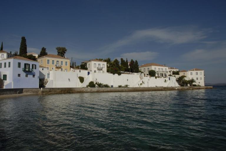 Ουσιαστικά: τα είδη, τα γένη, ο αριθμός και οι ανωμαλίες στην κλίση τους (Μέρος Γ’)