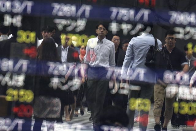Με άνοδο αλλά σε κλίμα ανησυχίας άνοιξε το χρηματιστήριο στο Τόκιο