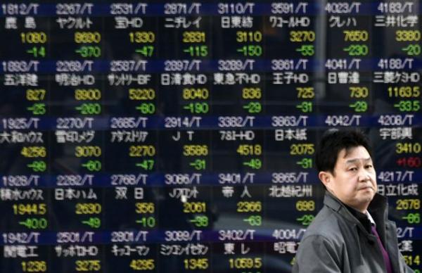 Ισχυρή πτώση με το… καλημέρα στο χρηματιστήριο του Τόκιο
