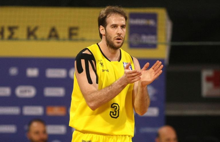 Basket League : Επέστρεψε στον Πανιώνιο ο Δημήτρης Βεργίνης