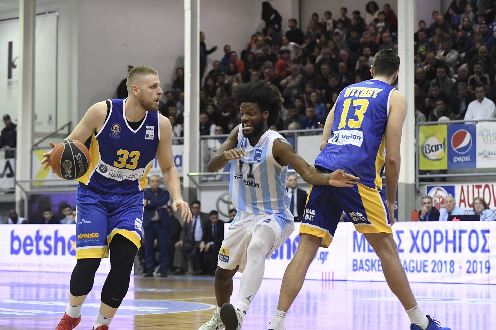 Basket League : Στη Νίκαια ο Χαραλαμπόπουλος για τον Ιωνικό