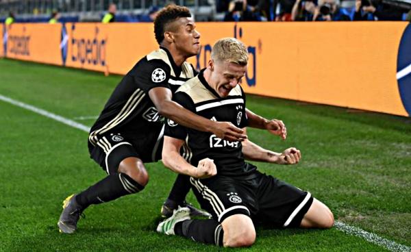 Στην αποστολή του Άγιαξ Νέρες και Φαν Ντε Μπέεκ ενόψει ΠΑΟΚ