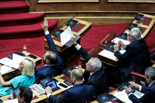 Μπούμερανγκ γύρισε στον ΣΥΡΙΖΑ η ονομαστική ψηφοφορία για την ΕΥΠ