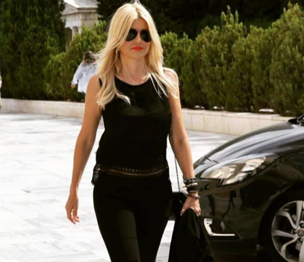 Έλενα Ράπτη: Νέες φωτογραφίες από τον γάμο της