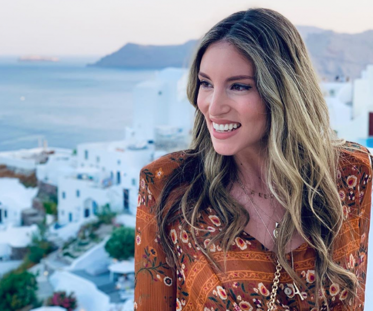 Αθηνά Οικονομάκου: Η εντυπωσιακή υποβρύχια βουτιά