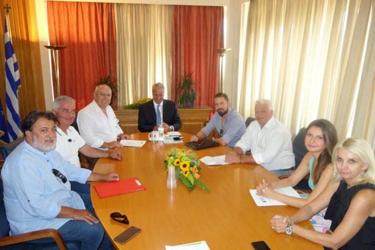 Συνάντηση Βορίδη με ΕΔΟΚ: Στο νομοσχέδιο για τους συνεταιρισμούς το νομικό πλαίσιο για τις Δ.Ο.