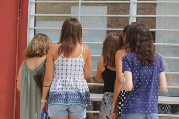 Πανελλήνιες: Ιστορίες επιτυχίας υποψηφίων από την Κρήτη ως τον Έβρο και το «απόλυτο» σχολείο