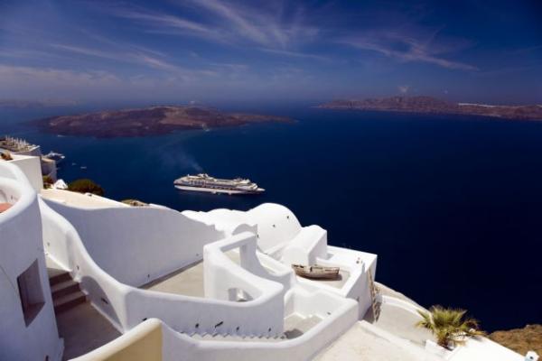 Times: Οι Βρετανοί επενδυτές ακινήτων επιστρέφουν στην Ελλάδα