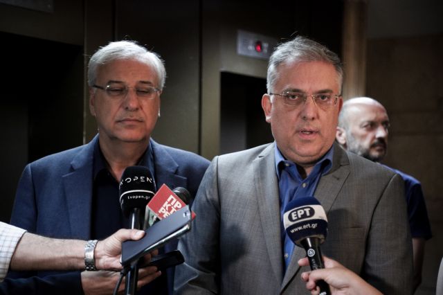 Τροπολογία με ρυθμίσεις για προσωπικό ΟΤΑ και αιρετούς