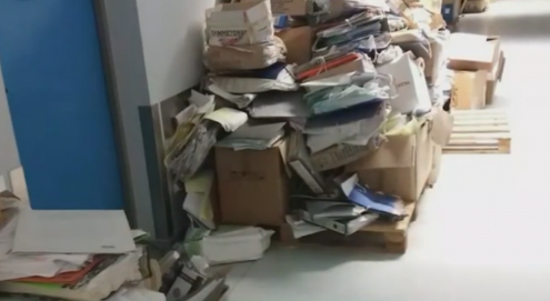 Τα μέτρα του υπουργείου Υγείας για τους πεταμένους ιατρικούς φακέλους στα νοσοκομεία