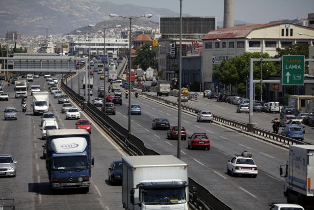 Τροχαίο στον Κηφισό με τρεις ελαφρά τραυματίες