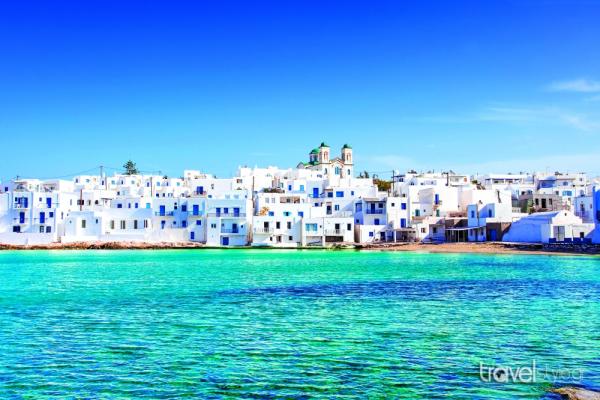 «Λαβράκια» της ΑΑΔΕ σε Κυκλάδες και Δωδεκάνησα – Λουκέτο σε εστιατόριο γνωστού σεφ