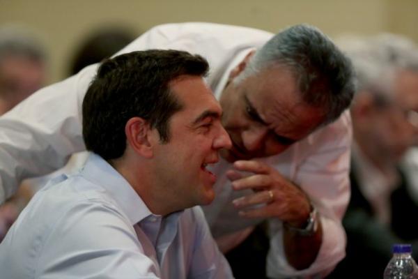 Σύσκεψη υπό τον Τσίπρα: Εκεχειρία στο εσωτερικό, βήματα για ανασυγκρότηση