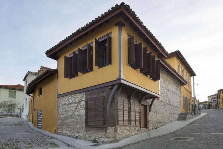 «Η παράδοση συναντά τη μόδα» στο Μουσείο Μετάξης, στο Σουφλί